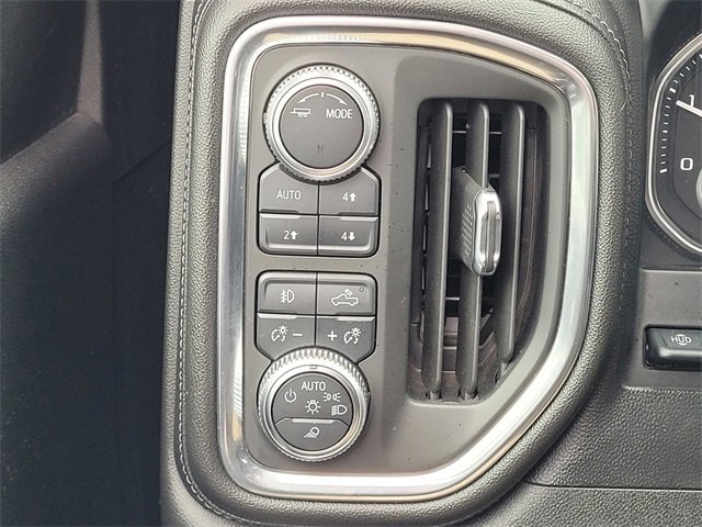 Used 2020 GMC Sierra 3500 SLT w/ Technology Package image 13