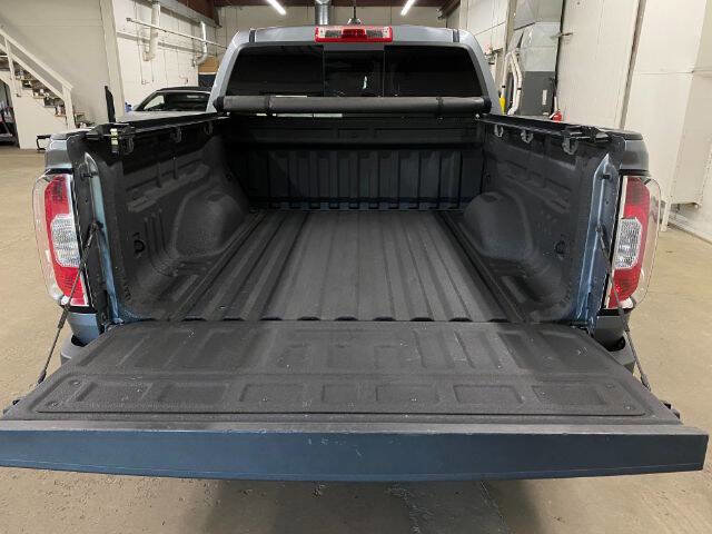 Used 2018 GMC Canyon SLT w/ Driver Alert Package AWD/4WD image 14