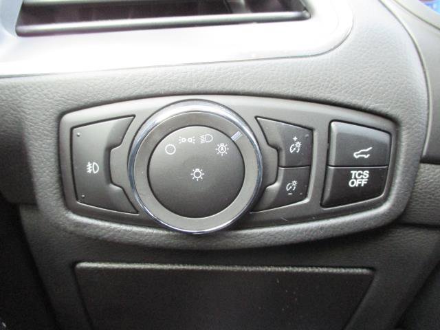 Used 2024 Ford Edge Titanium image 6