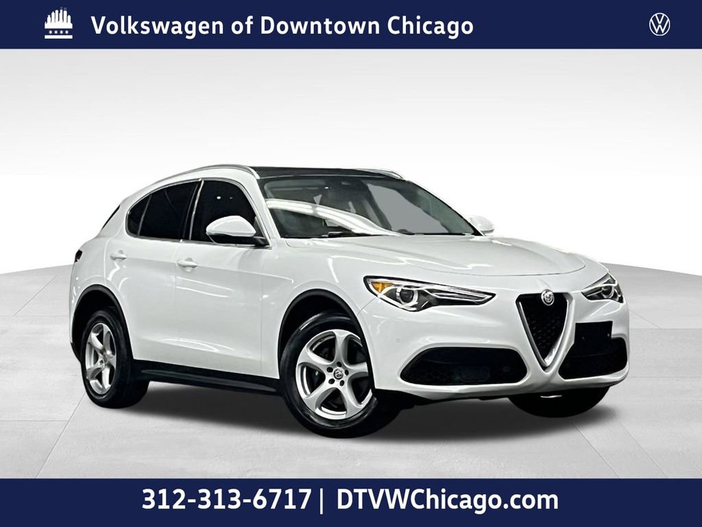 Used 2018 Alfa Romeo Stelvio Ti AWD/4WD image 1