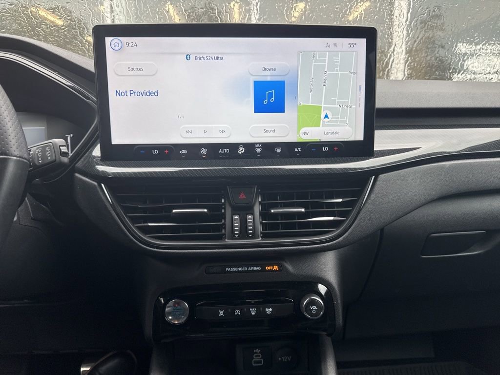 Used 2024 Ford Escape ST-Line w/ Tech Pack #1 FWD image 9