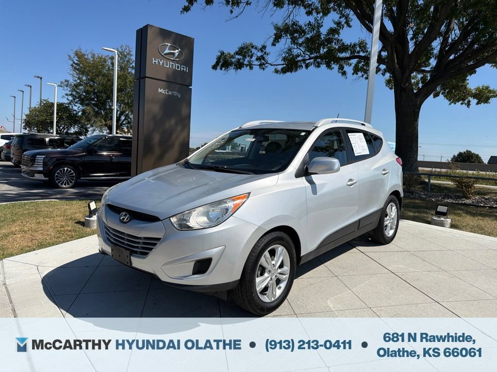 Used 2010 Hyundai Tucson GLS FWD image 1