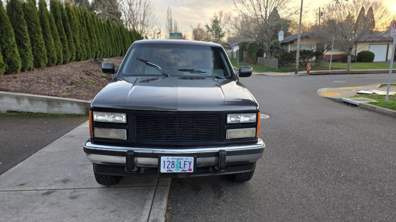 Used 1992 GMC Yukon 4WD 2-Door image 2