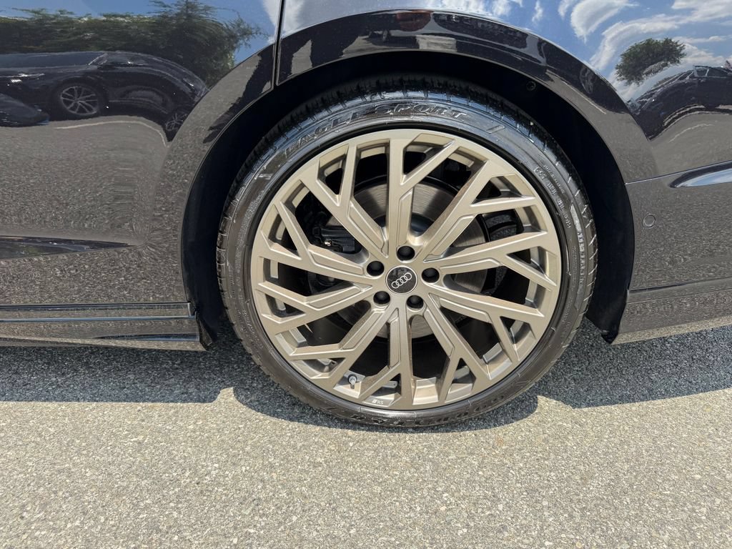 New 2026 Audi A8 L 3.0T AWD/4WD image 9