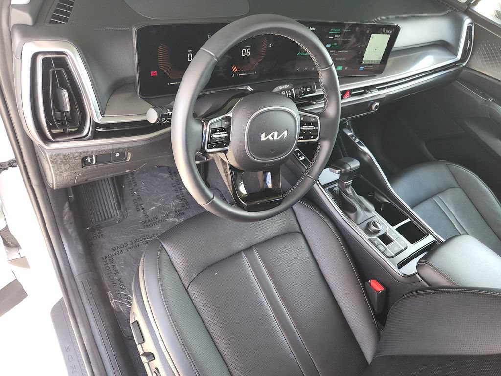 Used 2025 Kia Sorento S w/ Panoramic Sunroof Package AWD/4WD image 12