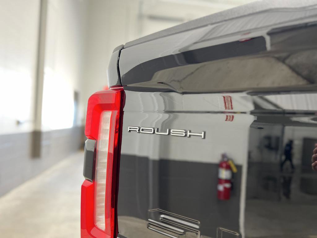 New 2026 Ford F250 Lariat w/ Black Appearance Package image 18