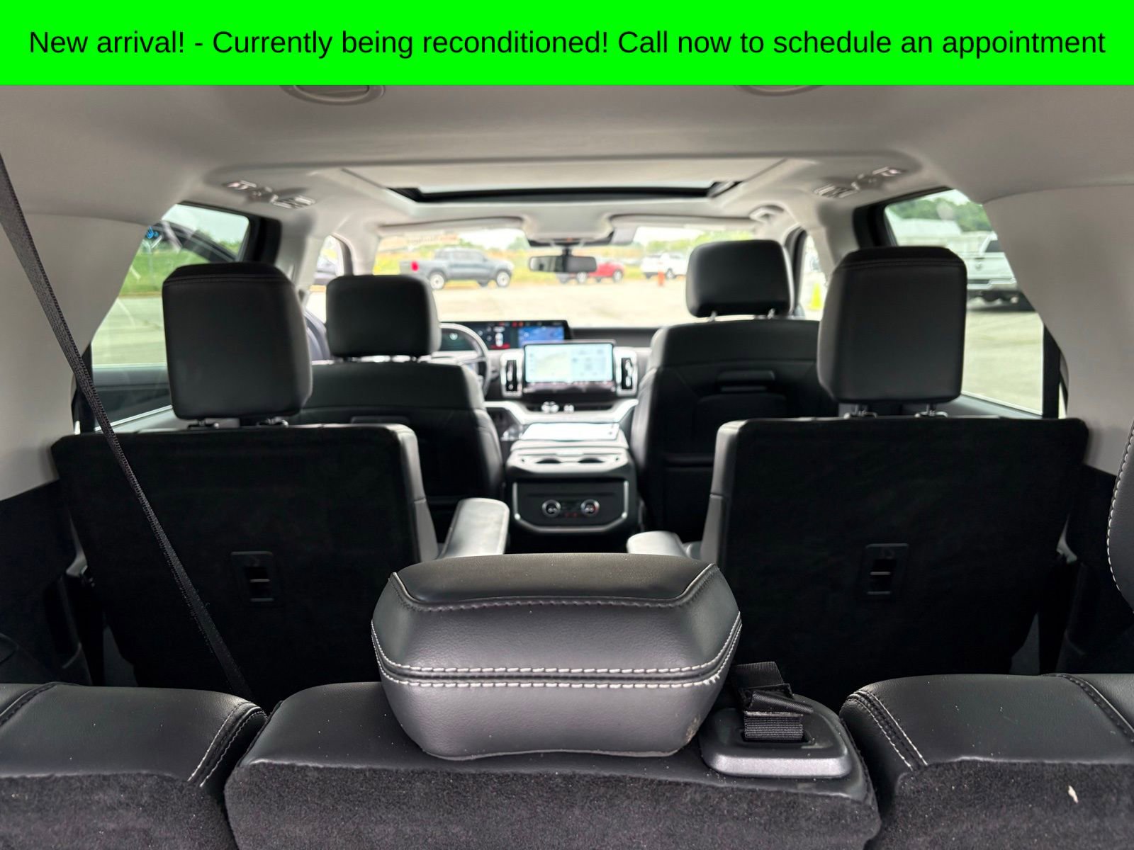 Used 2025 Ford Expedition Max Platinum AWD/4WD image 11