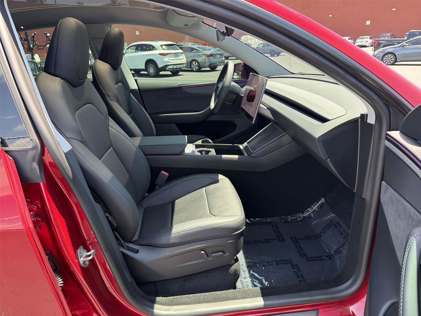 Used 2026 Tesla Model Y AWD image 15