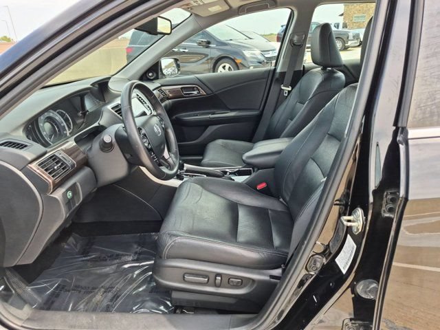 Used 2016 Honda Accord EX-L image 9