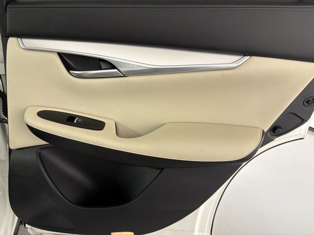 Used 2021 INFINITI QX50 Essential w/ Convenience Package image 39