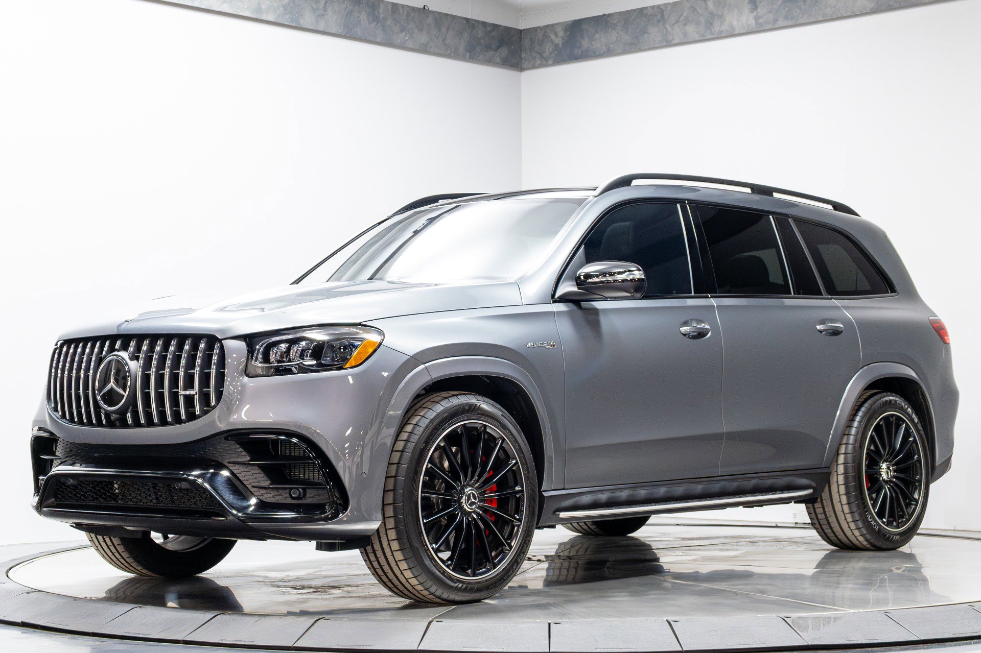 Used 2026 Mercedes-Benz GLS 63 AMG 4MATIC image 2