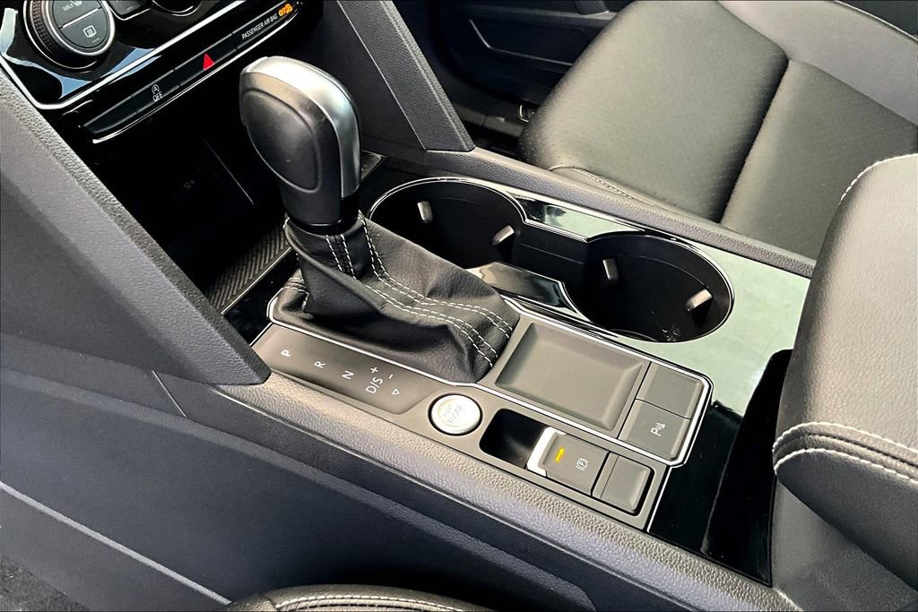 Used 2023 Volkswagen Atlas SE image 17