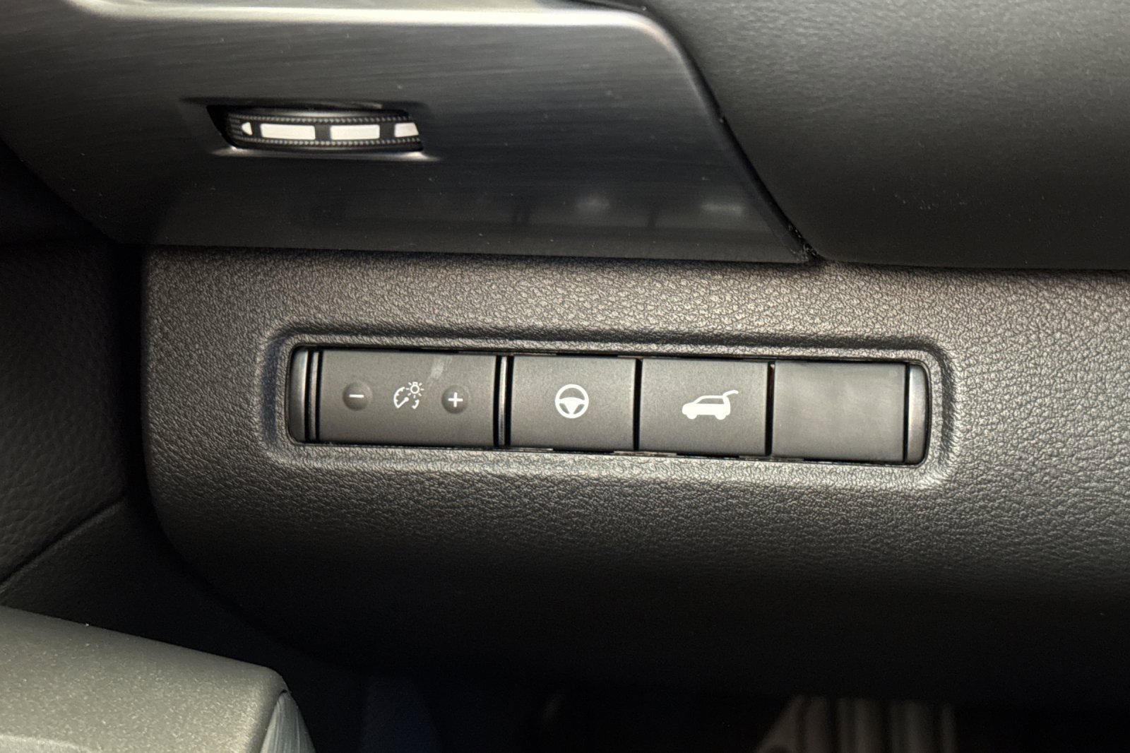 New 2025 Nissan Pathfinder Rock Creek image 32