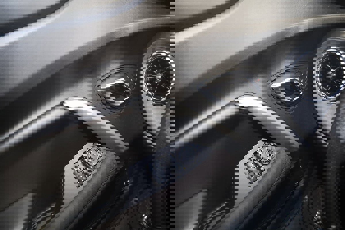 Used 2017 Chevrolet Camaro SS image 39