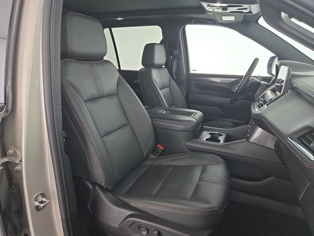 Used 2023 Chevrolet Tahoe RST w/ Luxury Package RWD image 33