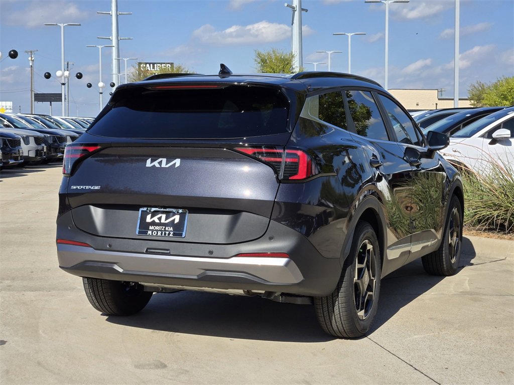 New 2026 Kia Sportage EX w/ EX Panorama Roof Package image 4