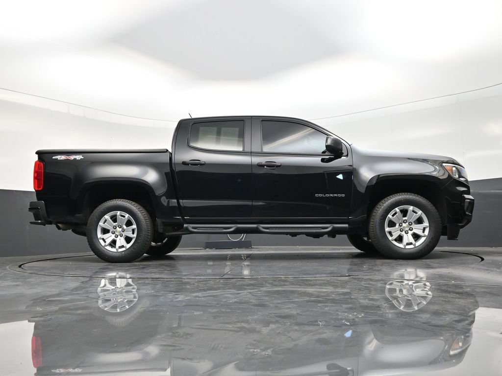 Used 2022 Chevrolet Colorado LT w/ Luxury Package AWD/4WD image 23