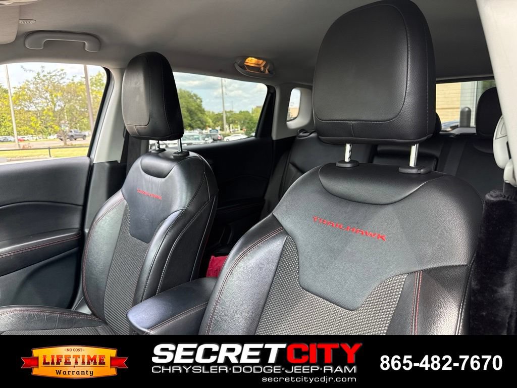 Used 2021 Jeep Compass Trailhawk AWD/4WD image 25