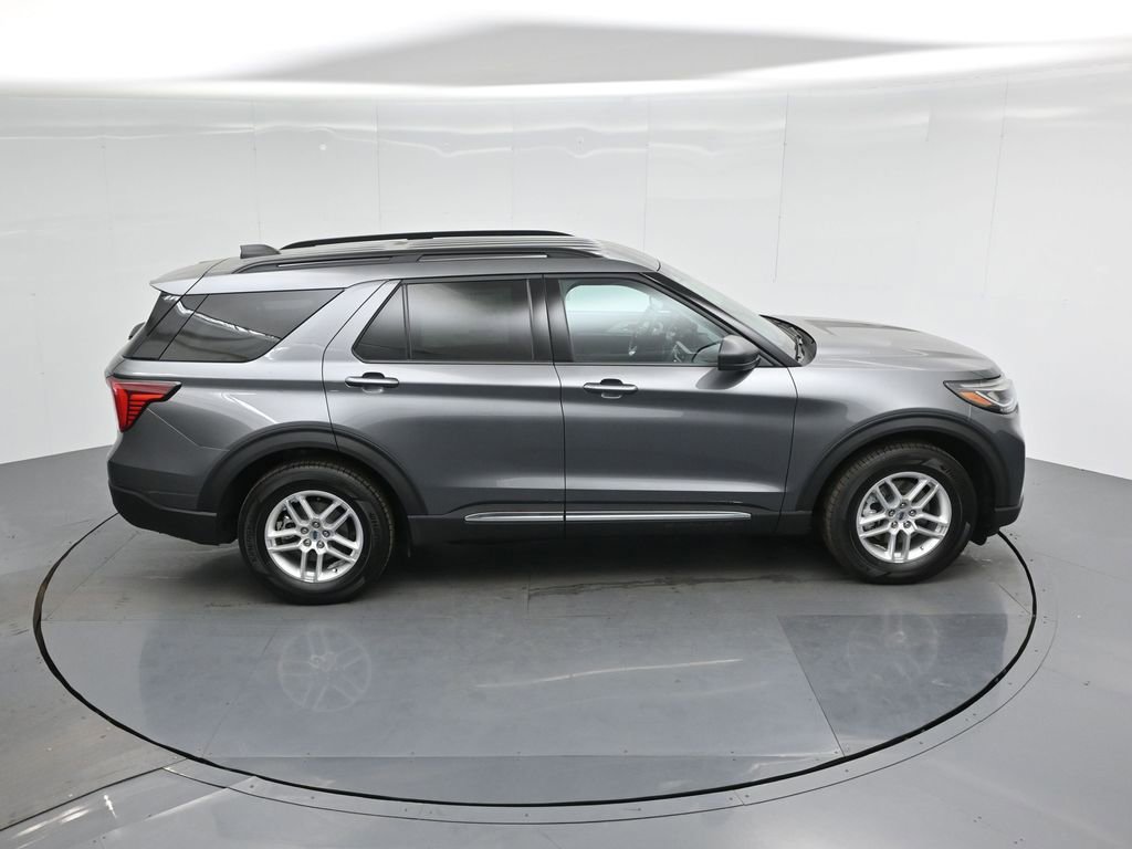 New 2025 Ford Explorer Active image 41