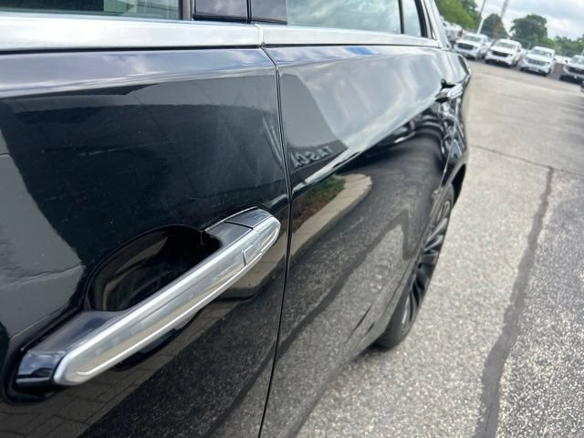 Used 2014 Cadillac CTS Luxury AWD/4WD image 17