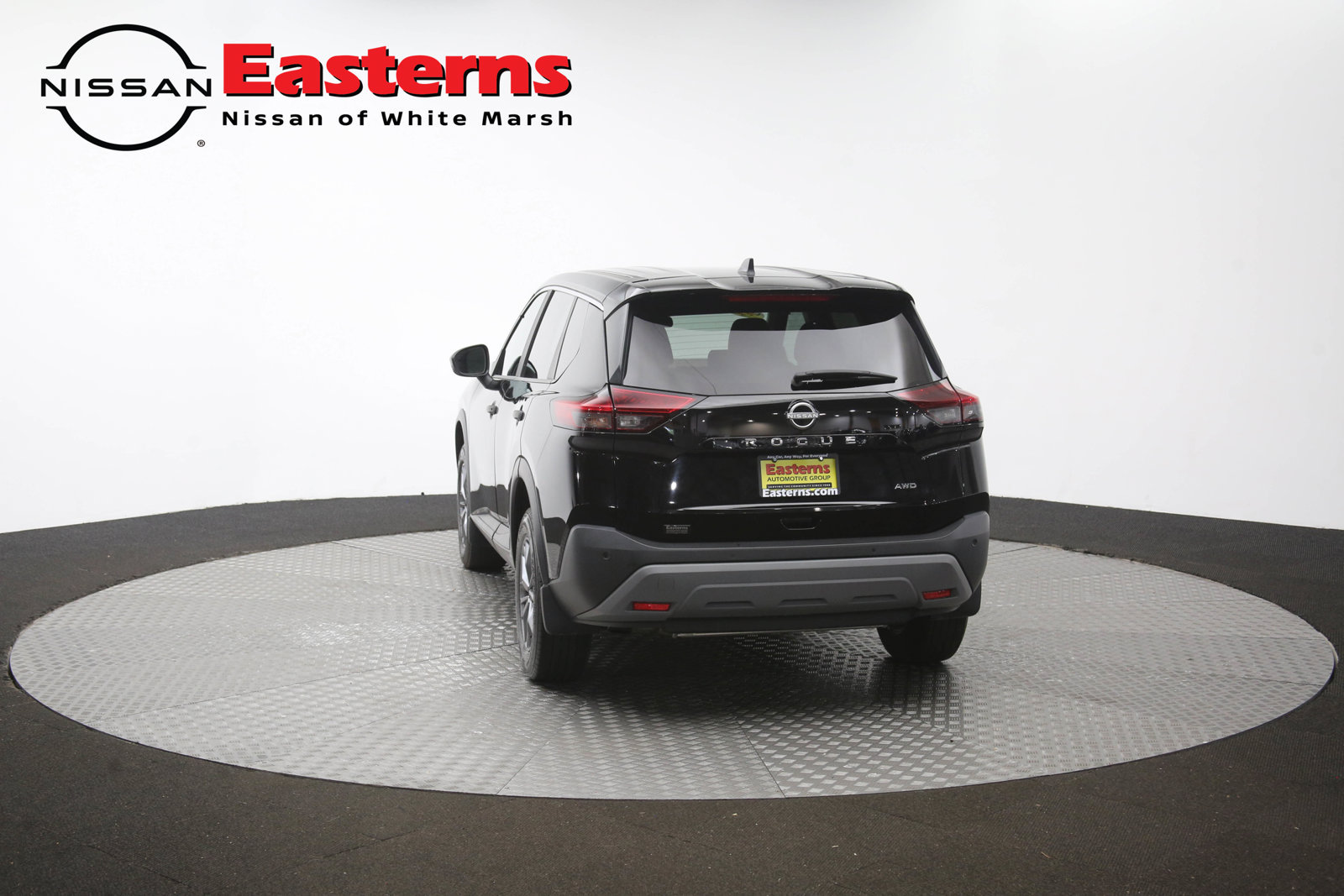 Used 2023 Nissan Rogue S AWD/4WD image 32
