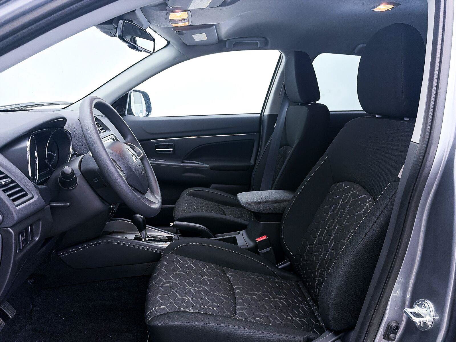 New 2027 Mitsubishi Outlander Sport FWD image 11