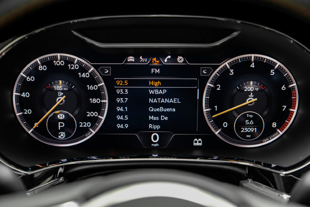 Used 2021 Bentley Continental GT AWD/4WD image 24