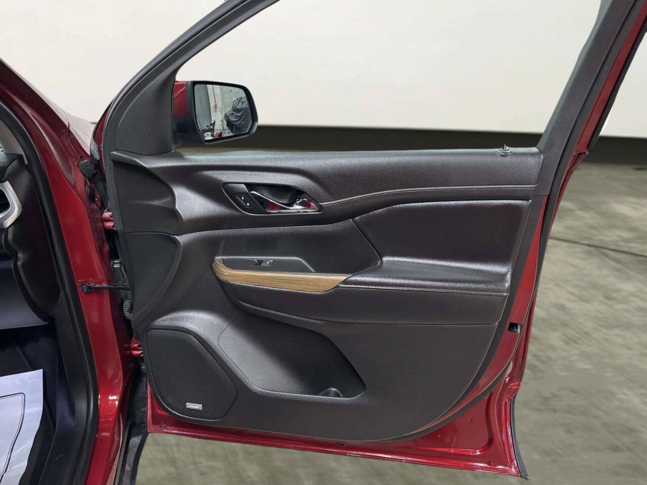 Used 2019 GMC Acadia SLE AWD/4WD image 22
