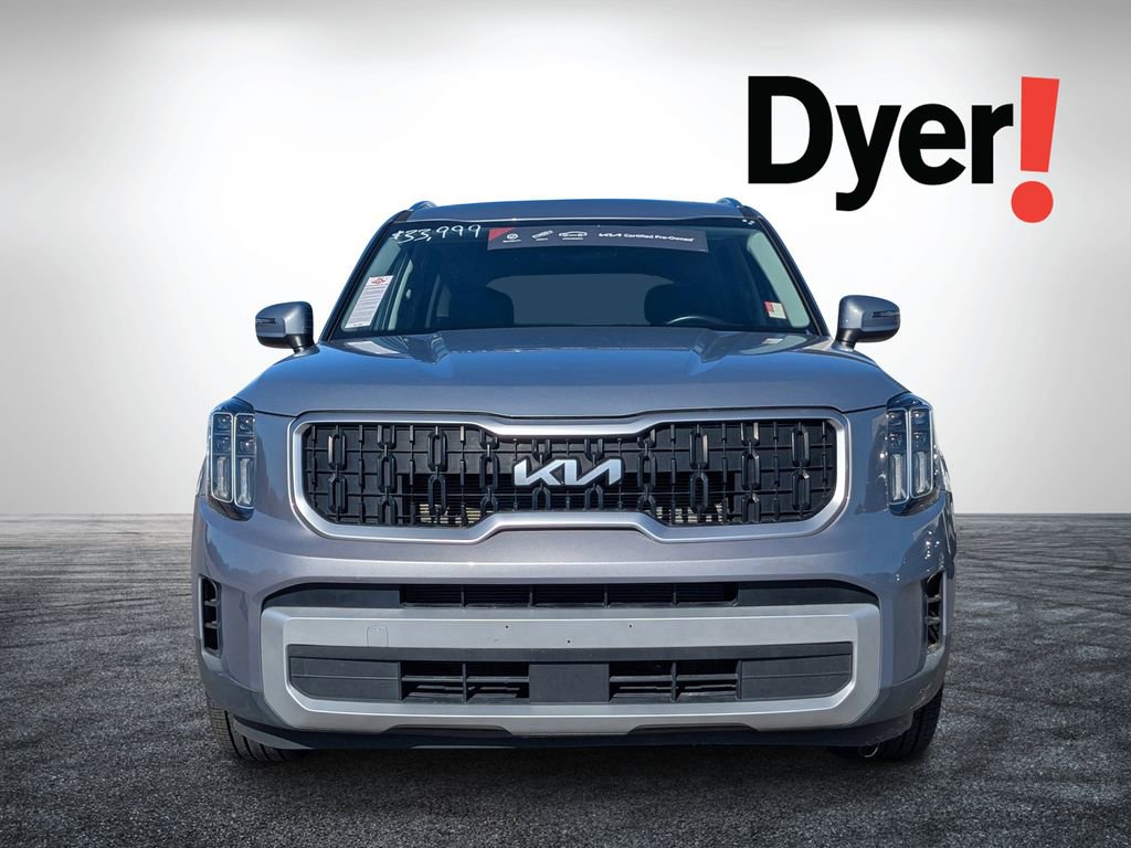 Used 2024 Kia Telluride EX w/ EX Captain's Chair Package image 9
