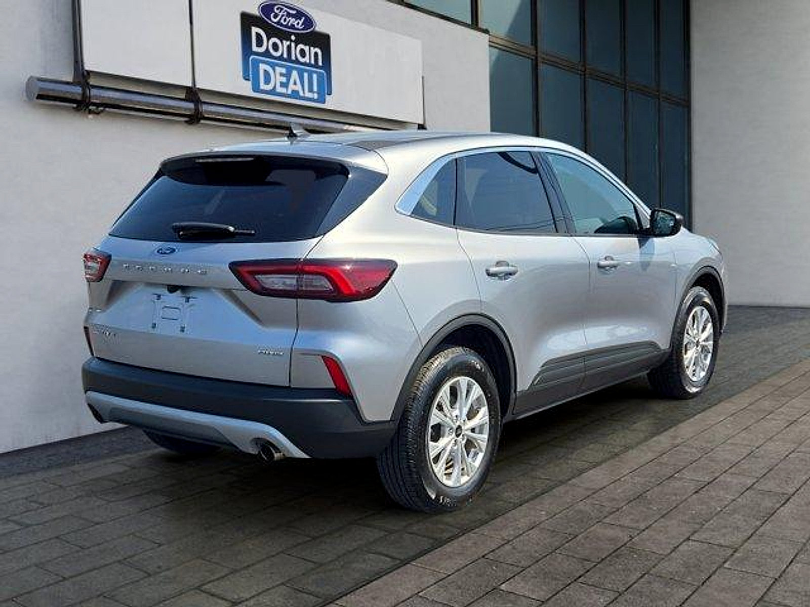 Certified 2023 Ford Escape Active AWD/4WD image 3