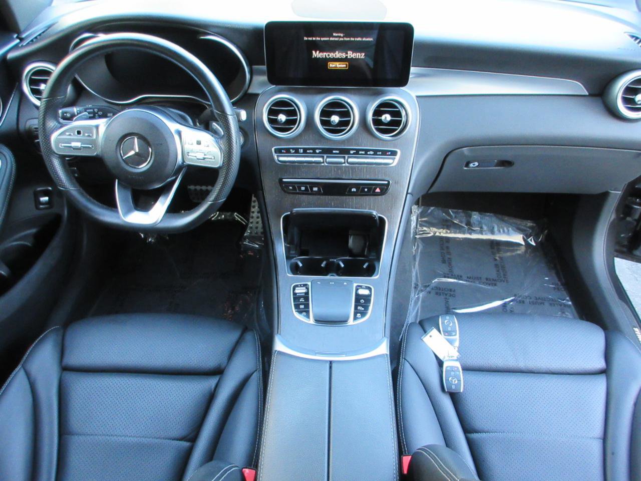 Used 2022 Mercedes-Benz GLC 300 4MATIC image 17