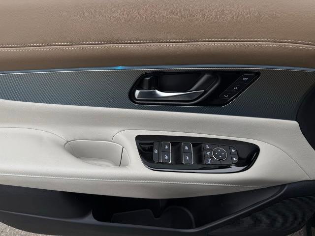 Certified 2025 Nissan Murano Platinum w/ Cargo Package image 21