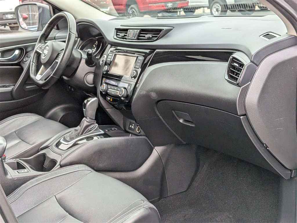 Used 2019 Nissan Rogue Sport SL image 24