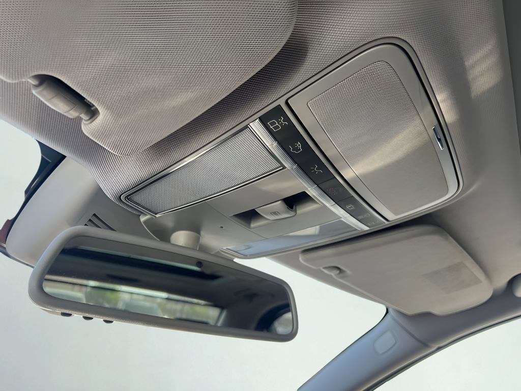 Used 2010 Mercedes-Benz S 550 image 48