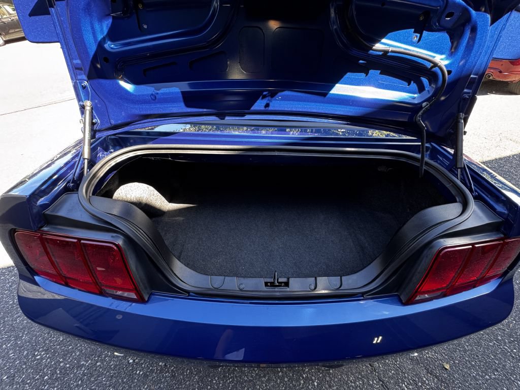Used 2007 Ford Mustang GT RWD image 15