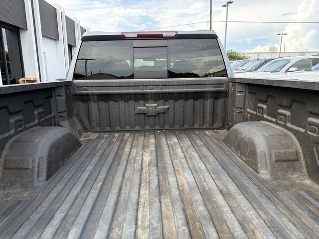 Used 2022 Chevrolet Silverado 1500 LT AWD/4WD image 10