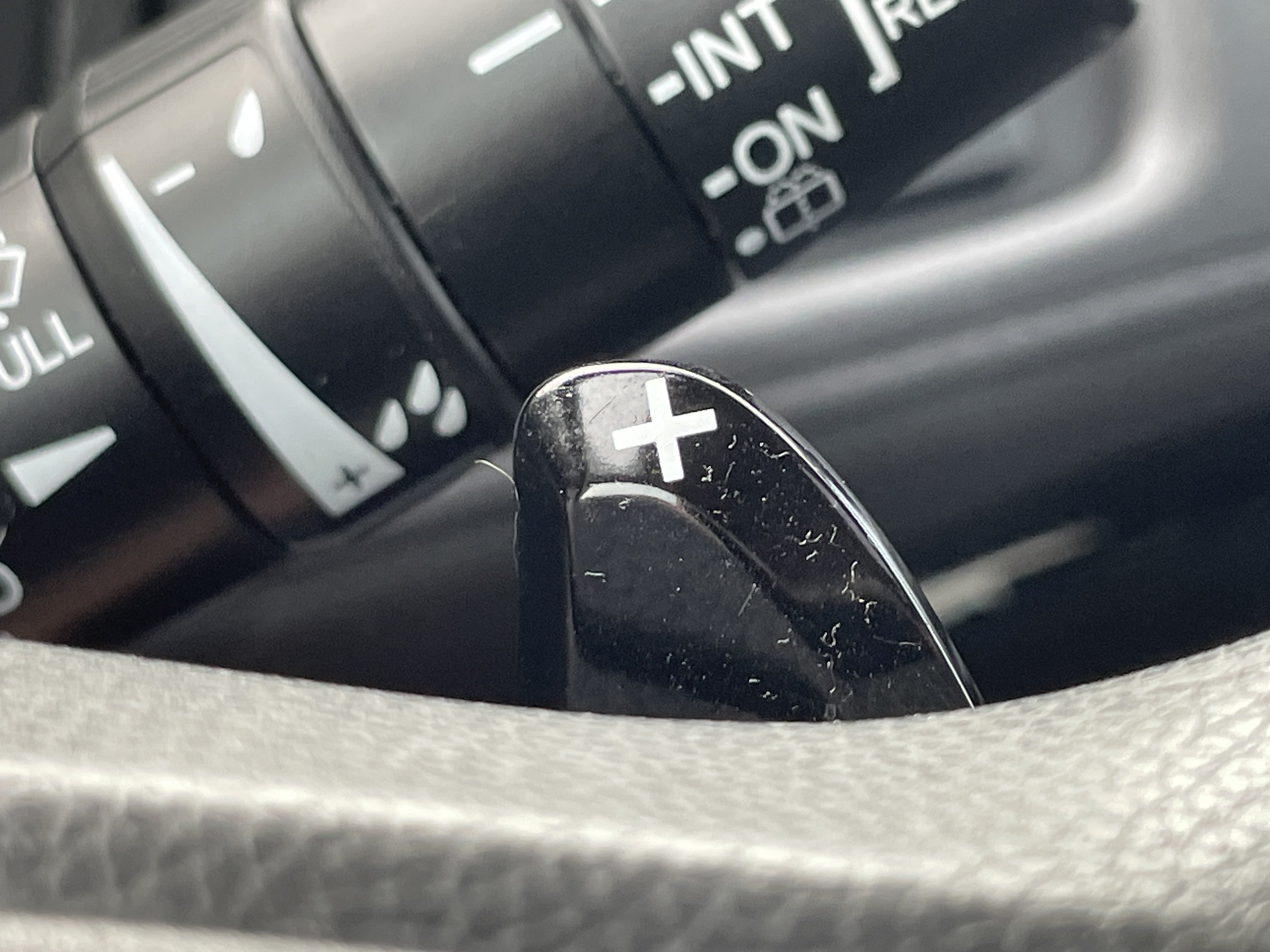 Used 2018 Honda HR-V EX image 21