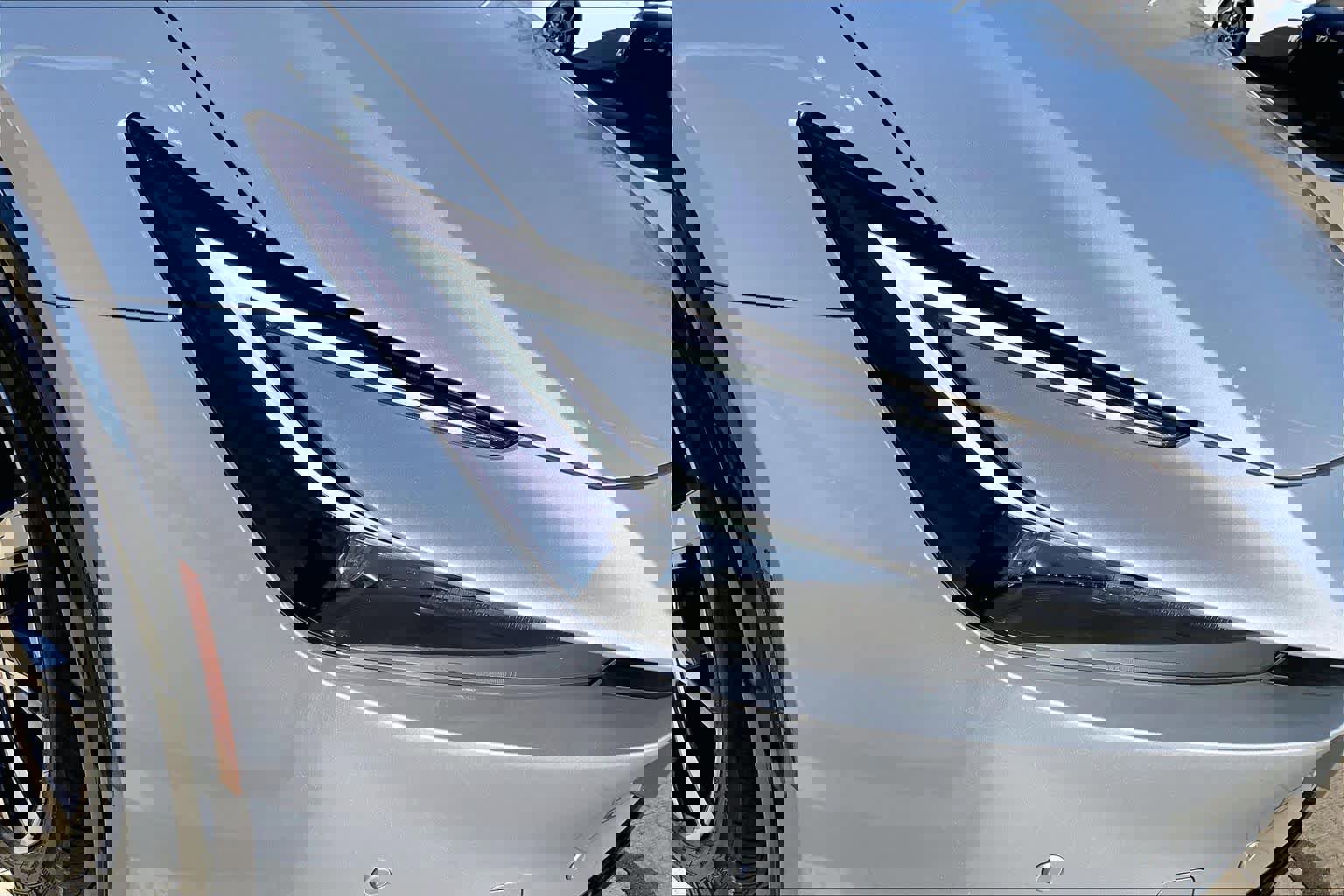 Used 2025 Toyota Prius Plug-In Hybrid image 26