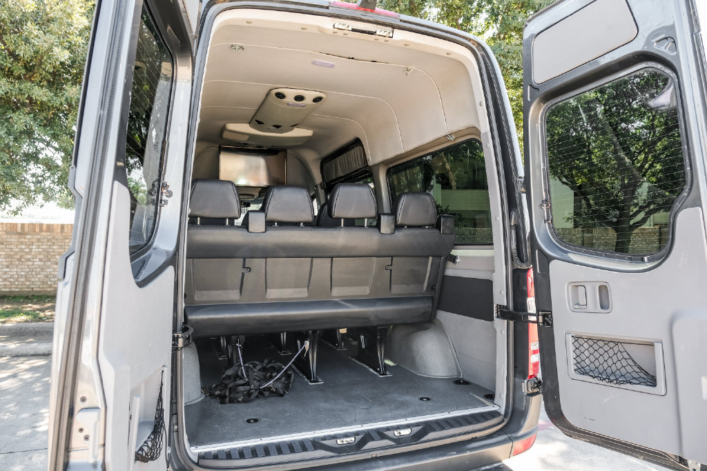 Used 2015 Mercedes-Benz Sprinter 2500 image 71