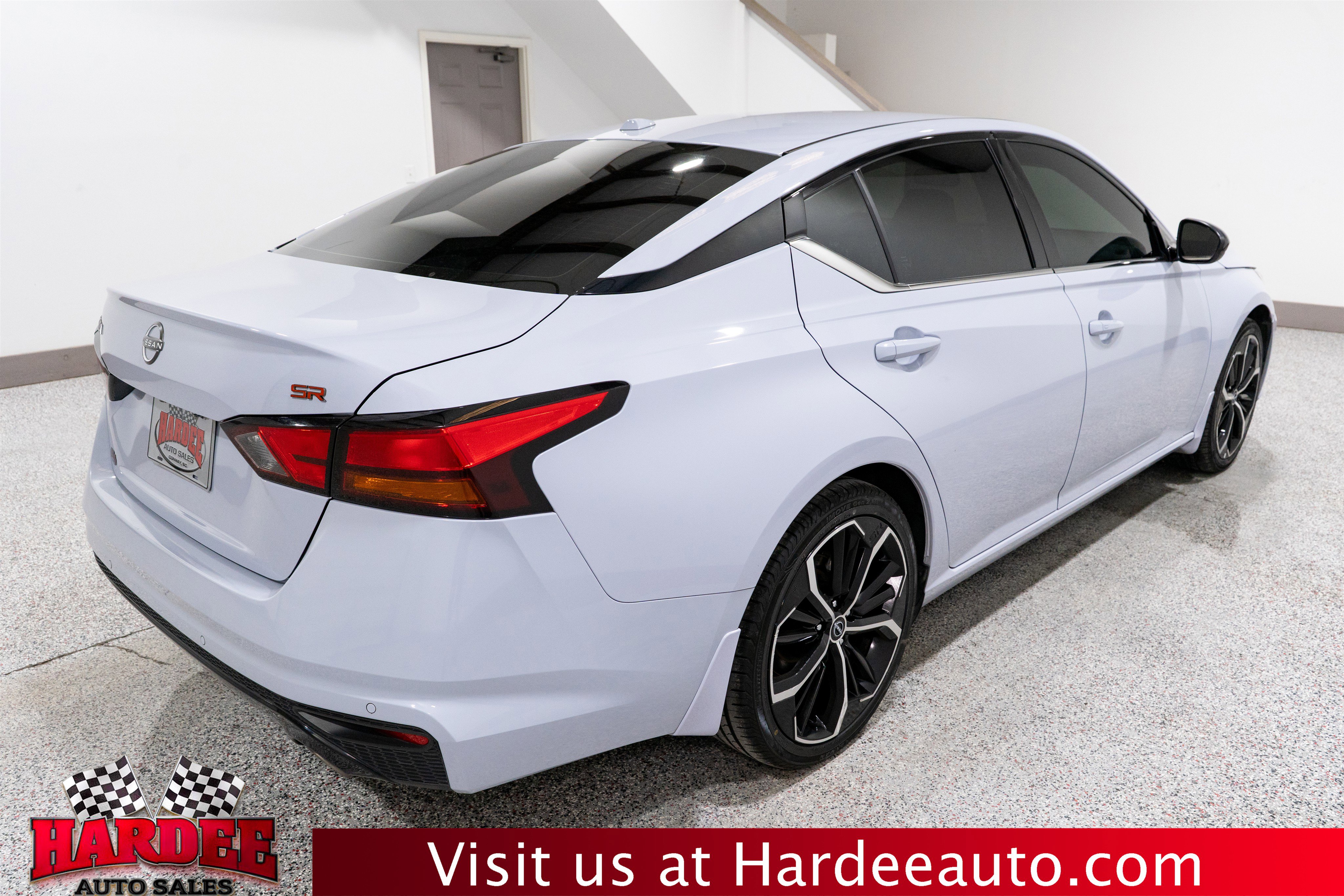 Used 2024 Nissan Altima 2.5 SR FWD image 5