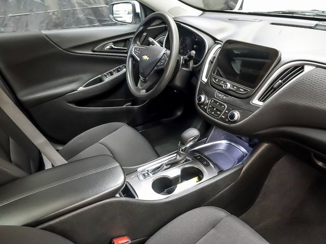 Used 2024 Chevrolet Malibu LT image 27