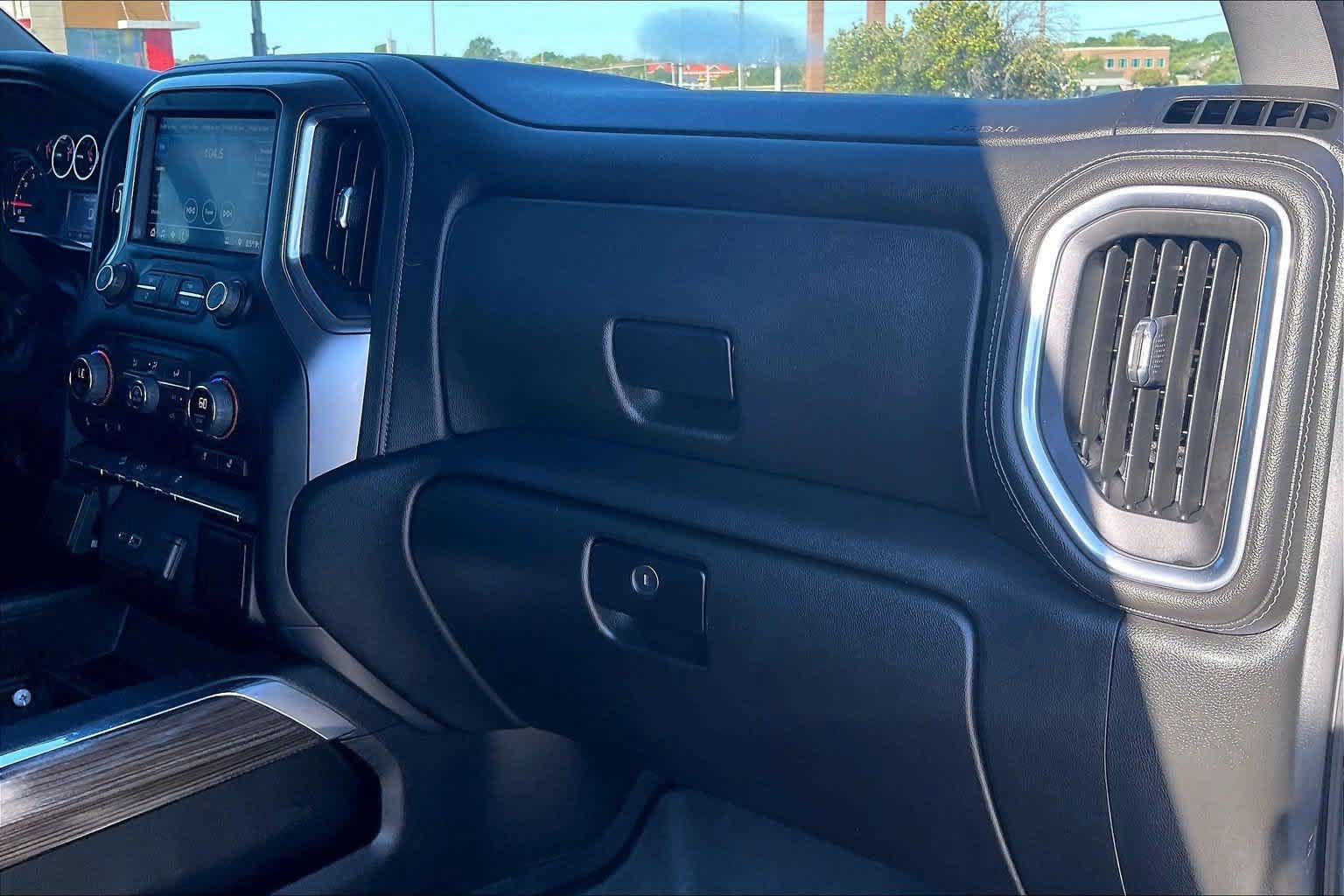 Used 2021 Chevrolet Silverado 1500 LT Trail Boss w/ Bed Protection Package AWD/4WD image 22
