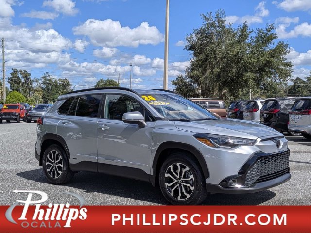 Used 2024 Toyota Corolla Cross AWD Hybrid image 1