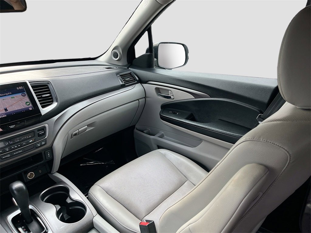 Used 2017 Honda Ridgeline RTL-T image 23