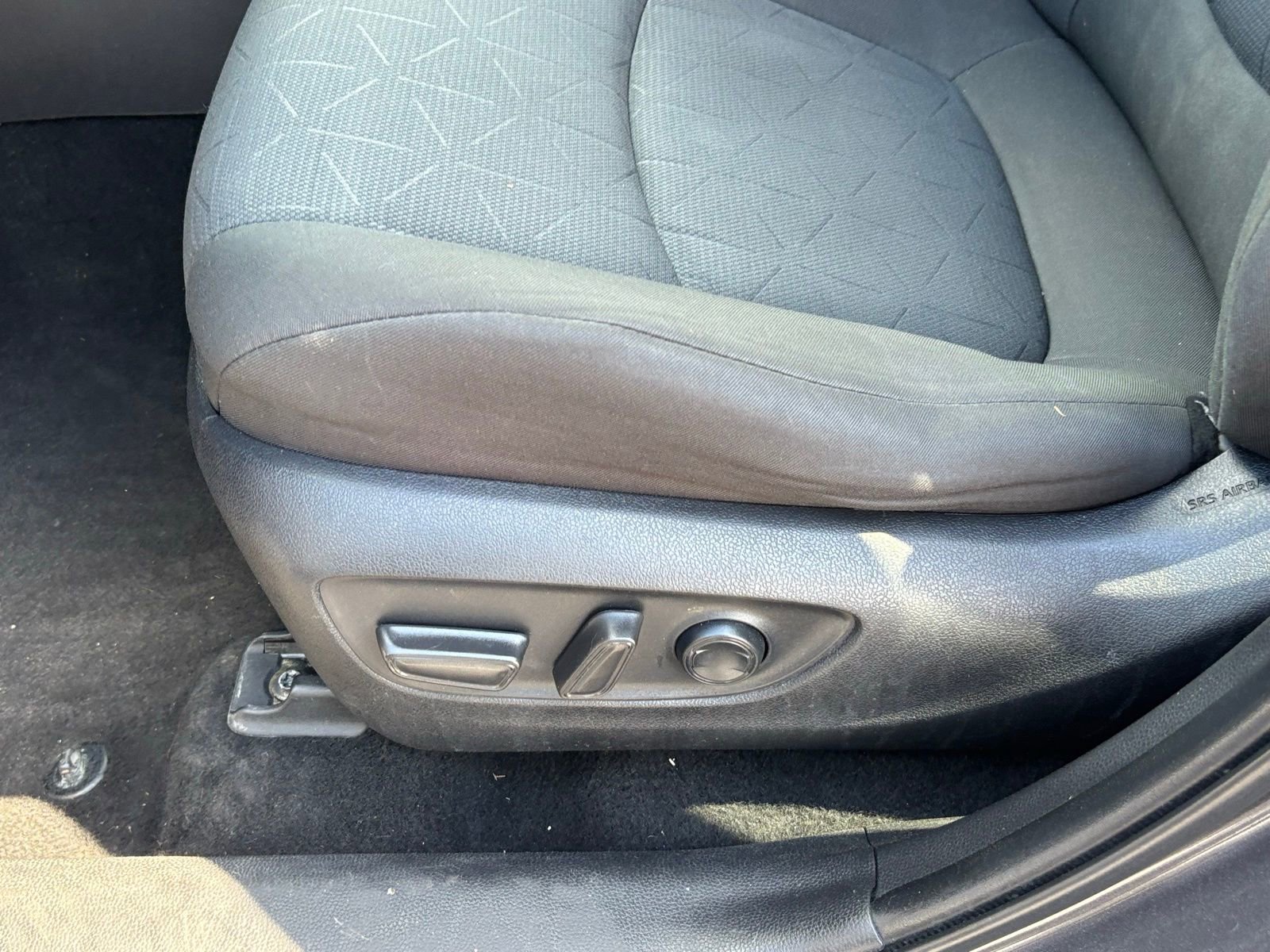 Used 2022 Toyota RAV4 XLE image 18