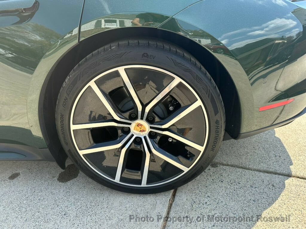 Used 2025 Porsche Taycan RWD image 28