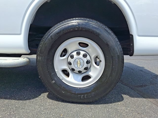 Certified 2024 Chevrolet Express 2500 w/ Driver Convenience Package RWD image 28