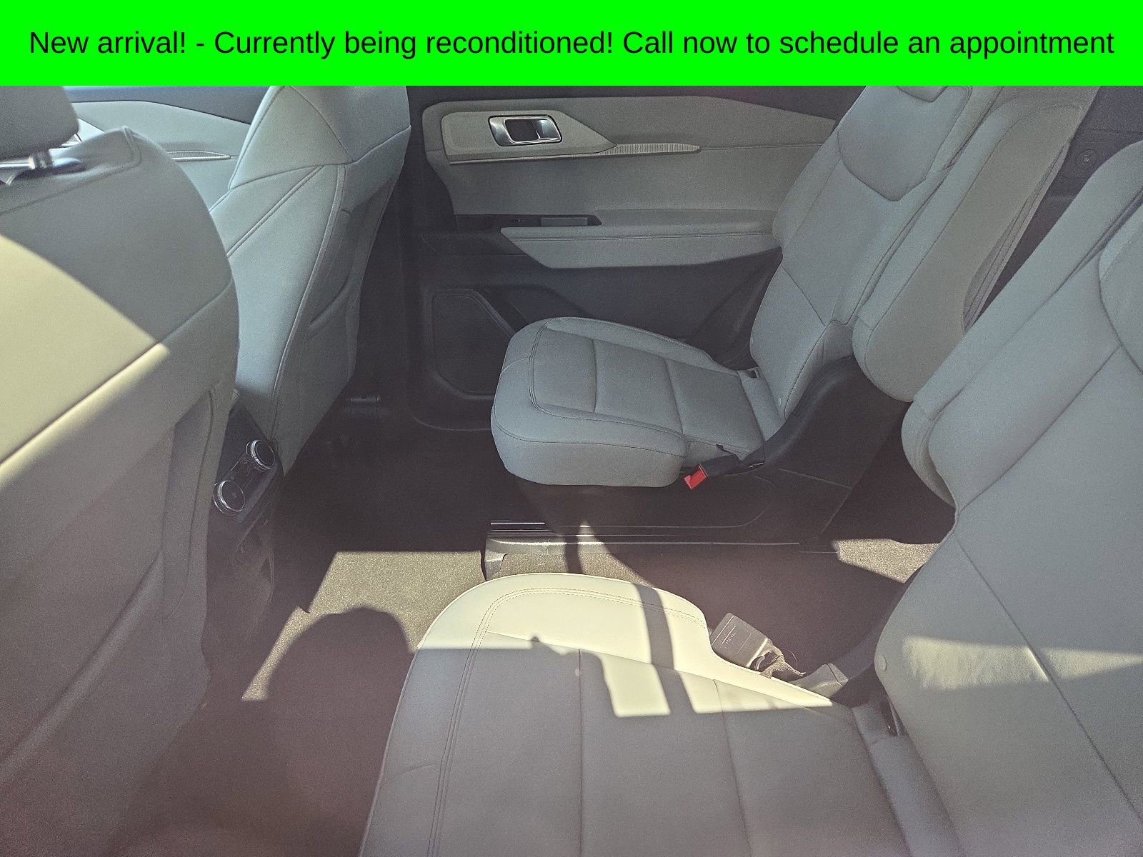 Used 2026 Ford Explorer Active w/ Active Comfort Package RWD image 8