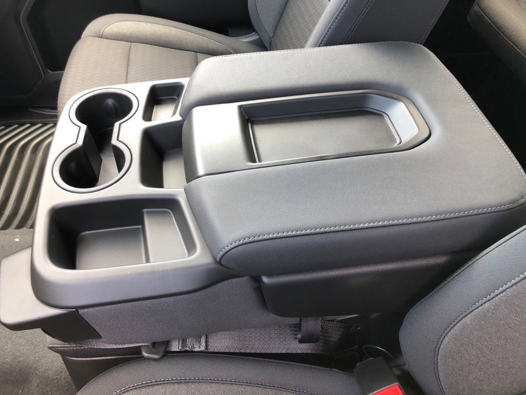 New 2025 GMC Sierra 1500 Elevation image 30