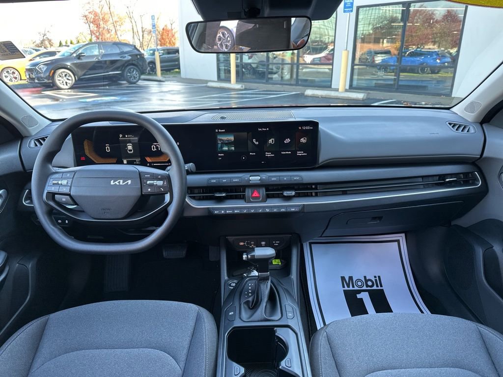 Used 2025 Kia K4 FWD image 24